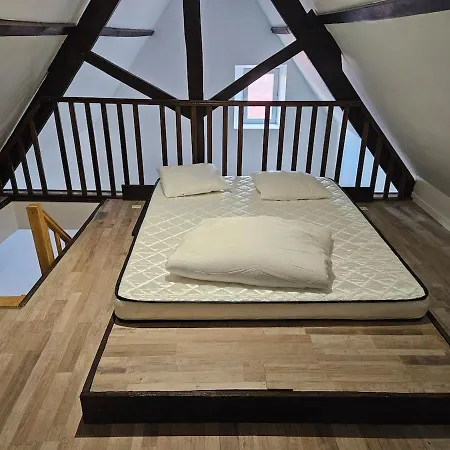 Duplex Dans Corps De Ferme Beauvais Airport