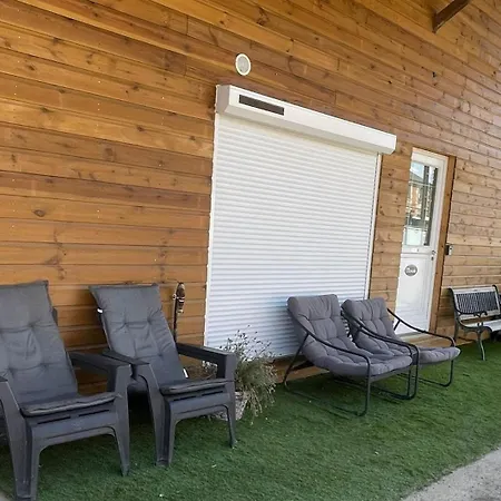 Duplex Dans Corps De Ferme Beauvais Airport